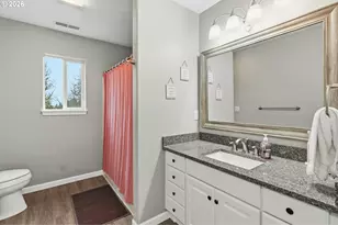 2728 Hallmark Ln, Eugene, OR 97402 - Photo 33