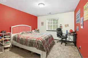 2728 Hallmark Ln, Eugene, OR 97402 - Photo 31