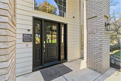 2728 Hallmark Ln, Eugene, OR 97402 - Photo 3