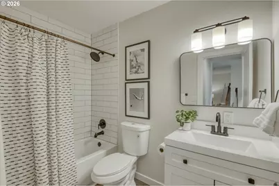 3114 SW Carson St, Portland, OR 97219 - Photo 15