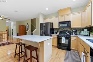 211 N White Oak St, Newberg, OR 97132 - Photo 13