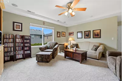 211 N White Oak St, Newberg, OR 97132 - Photo 23