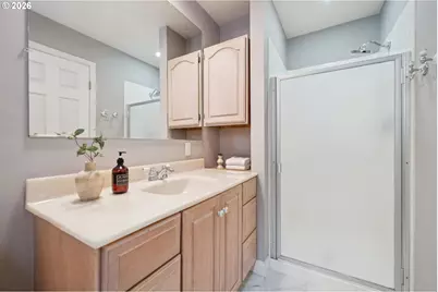21 Del Prado St, Lake Oswego, OR 97035 - Photo 33