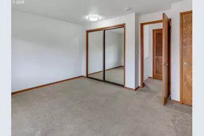 6228 Meridian Cir #7, West Linn, OR 97068 - Photo 25