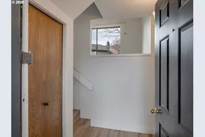 6228 Meridian Cir #7, West Linn, OR 97068 - Photo 3