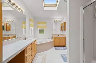 8227 SE 88th Ave, Portland, OR 97266 - Photo 29