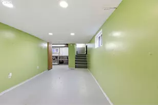 996 W 8th Ave, Eugene, OR 97402 - Photo 31