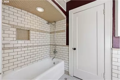 996 W 8th Ave, Eugene, OR 97402 - Photo 15