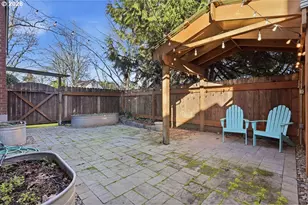 996 W 8th Ave, Eugene, OR 97402 - Photo 39