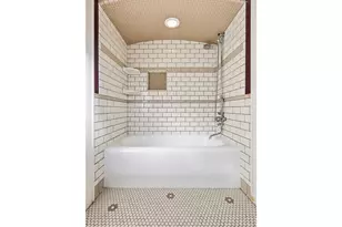 996 W 8th Ave, Eugene, OR 97402 - Photo 17