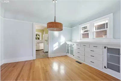 996 W 8th Ave, Eugene, OR 97402 - Photo 11