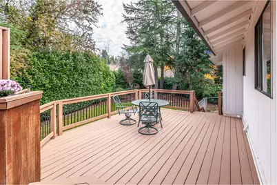 10054 SW Erie Ct, Tualatin, OR 97062 - Photo 29