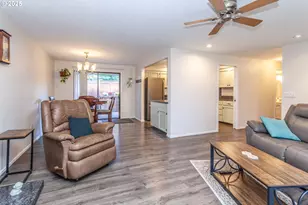 10054 SW Erie Ct, Tualatin, OR 97062 - Photo 5