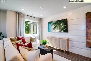 873 Sifuentez Ct, Woodburn, OR 97071 - Photo 5