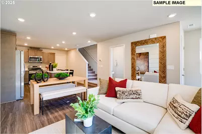 873 Sifuentez Ct., Woodburn, OR 97071 - Photo 7