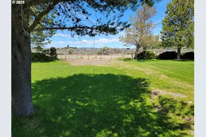 57580 Fall Rd, Christmas Valley, OR 97641 - Photo 25