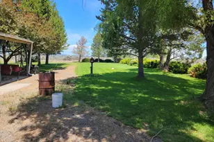 57580 Fall Rd, Christmas Valley, OR 97641 - Photo 9