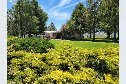 57580 Fall Rd, Christmas Valley, OR 97641 - Photo 29