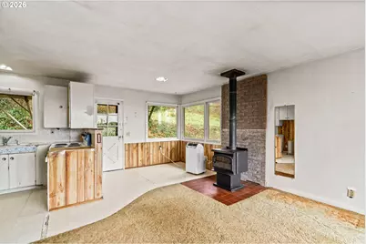 452 S 4th St, Springfield, OR 97477 - Photo 7