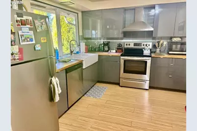 2021 NE Liberty Ave, Gresham, OR 97030 - Photo 15