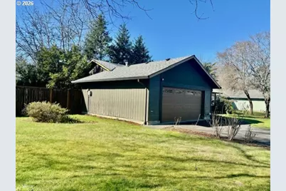 2021 NE Liberty Ave, Gresham, OR 97030 - Photo 3