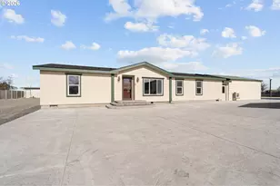 31289 Morgan Ln, Hermiston, OR 97838 - Photo 1