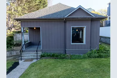 861 Fir Ave, Coos Bay, OR 97420 - Photo 9