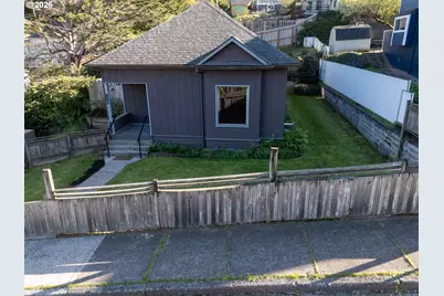 861 Fir Ave, Coos Bay, OR 97420 - Photo 1