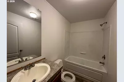 8720 SE Clatsop St, Happy Valley, OR 97086 - Photo 17