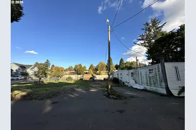 8720 SE Clatsop St, Happy Valley, OR 97086 - Photo 21