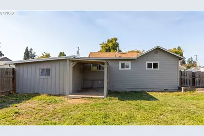 975 Johnson Ave, Cottage Grove, OR 97424 - Photo 3