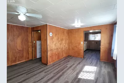 975 Johnson Ave, Cottage Grove, OR 97424 - Photo 5