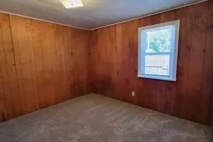 975 Johnson Ave, Cottage Grove, OR 97424 - Photo 9