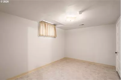 4212 SE Glenwood St, Portland, OR 97206 - Photo 19