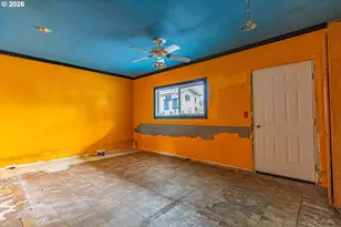 711 NE 113th Ave, Portland, OR 97220 - Photo 25