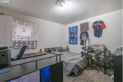 292 SE Academy St, Dallas, OR 97338 - Photo 25