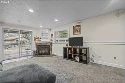 292 SE Academy St, Dallas, OR 97338 - Photo 23