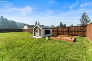 202 W Oak St, Yacolt, WA 98675 - Photo 35