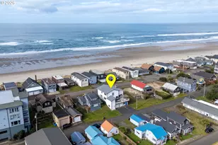 342 N Pacific St, Rockaway Beach, OR 97136 - Photo 3