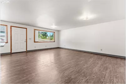 22010 S Leslie Ave, Beavercreek, OR 97004 - Photo 3