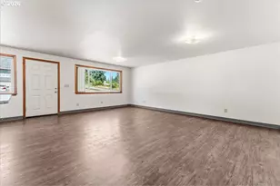 22010 S Leslie Ave, Beavercreek, OR 97004 - Photo 3