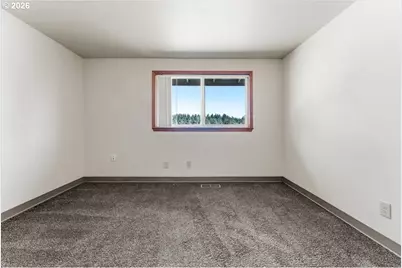 22010 S Leslie Ave, Beavercreek, OR 97004 - Photo 29