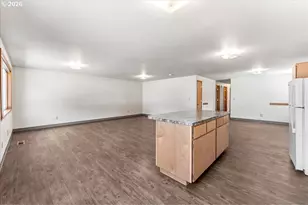 22010 S Leslie Ave, Beavercreek, OR 97004 - Photo 13