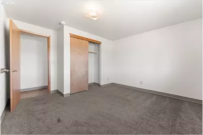 22010 S Leslie Ave, Beavercreek, OR 97004 - Photo 31