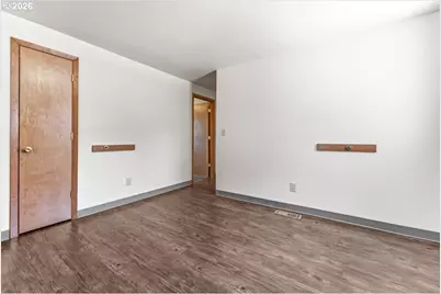 22010 S Leslie Ave, Beavercreek, OR 97004 - Photo 15