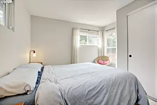 8425 N Swenson St, Portland, OR 97203 - Photo 21