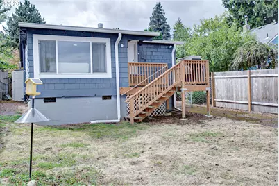 8425 N Swenson St, Portland, OR 97203 - Photo 39