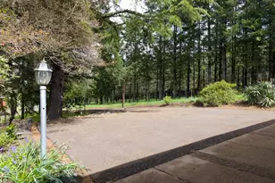 110 NE Thousand Oak Dr, Corvallis, OR 97330 - Photo 35
