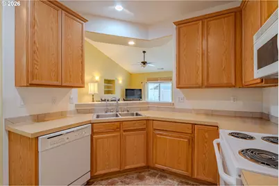 8007 NE 21st Way, Vancouver, WA 98664 - Photo 9