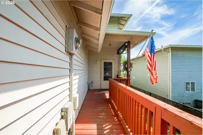 1125 W 35th Way, Vancouver, WA 98660 - Photo 9